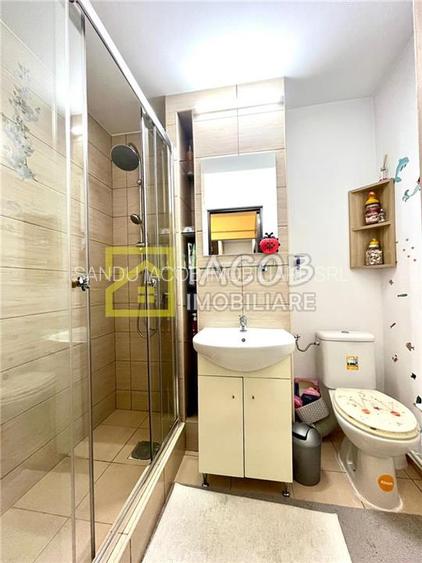 Apartament 2 camere decomandate, etaj 1, str. Mioritei Bacau - 14