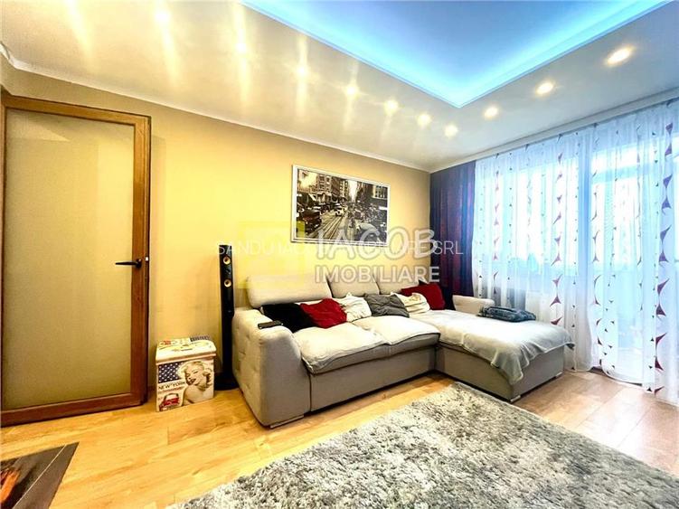 Apartament 3 camere, str. Alecu Russo, langa Vila Royal, Bacau - 3