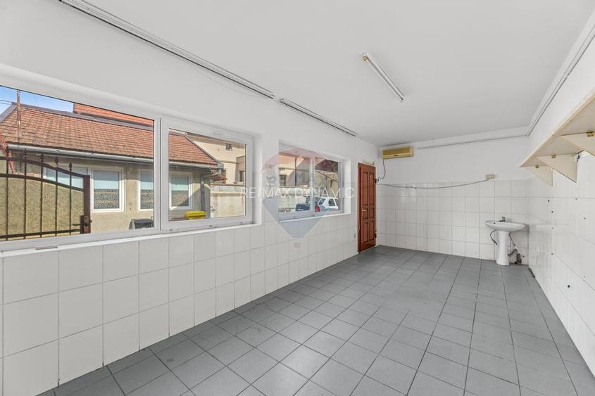 Spațiu de depozitare de închiriat în zona Aurel Vlaicu - 4