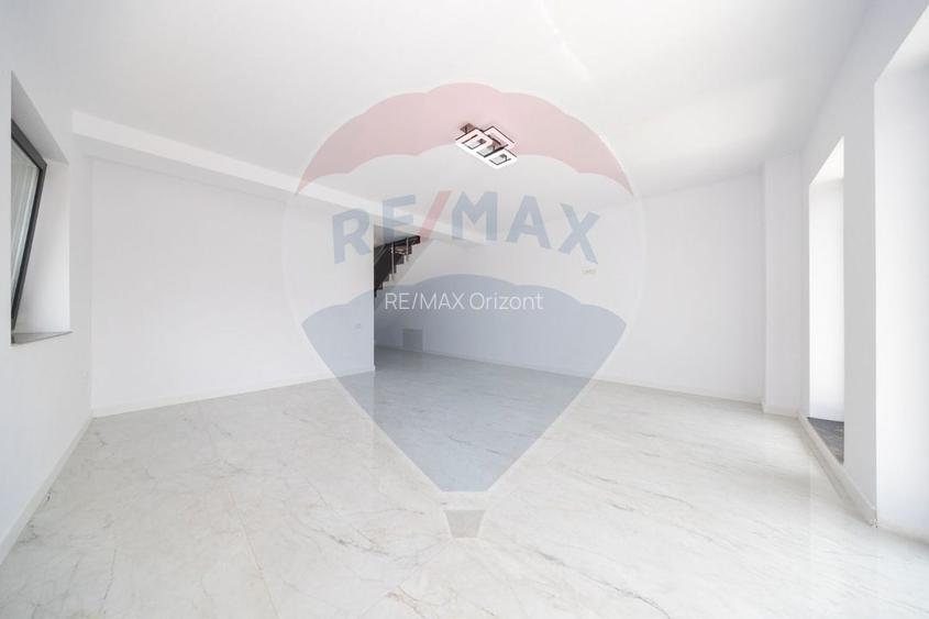 DUPLEX NOU, finisaje de calitate, curte, cartier Izvor! - 12