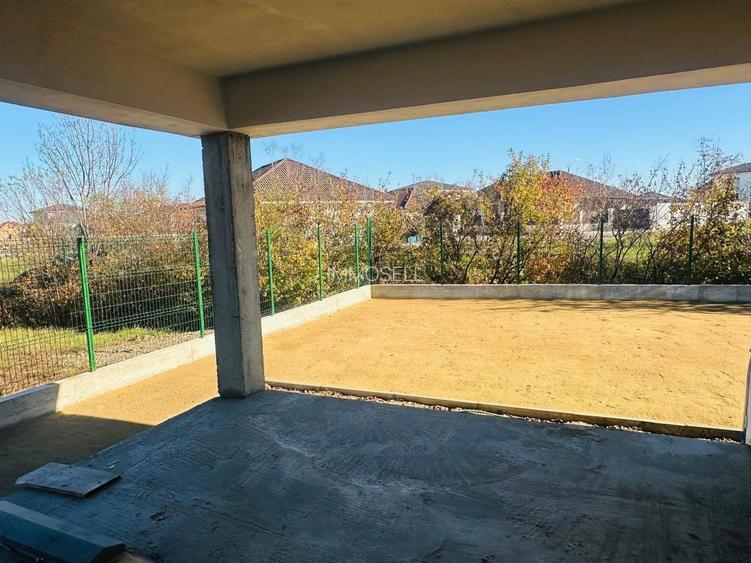 Casa noua, 4 camere,semifinisata, zona Grigorescu- 243.000 euro neg - 4