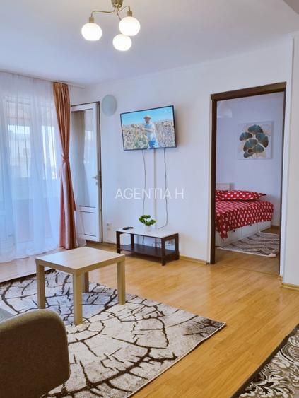 2 camere Bd. MAGHERU - Piata Romana 8/9 - 7