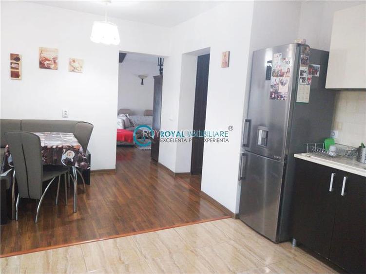 Royal Imobiliare-Vanzare Vila Zona Barcanesti - 19