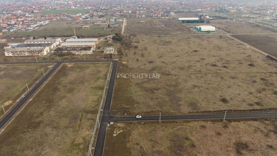 Teren intravilan de 605 mp în Vladimirescu - 18