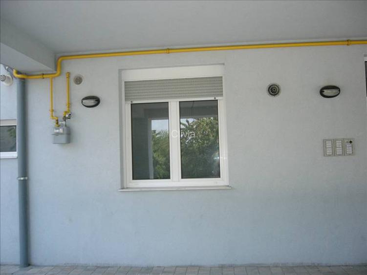 Spatiu  de inchiriat pentru  birou/cabinet in zona Cluj -str.Cozia - 5