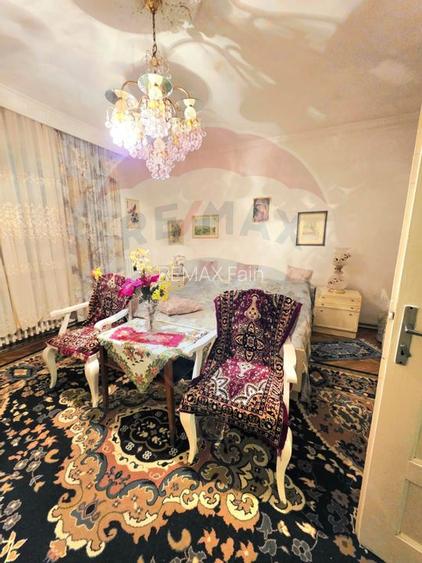 Casa cu 5 camere de vanzare in centrul orasului Talmaciu - 27