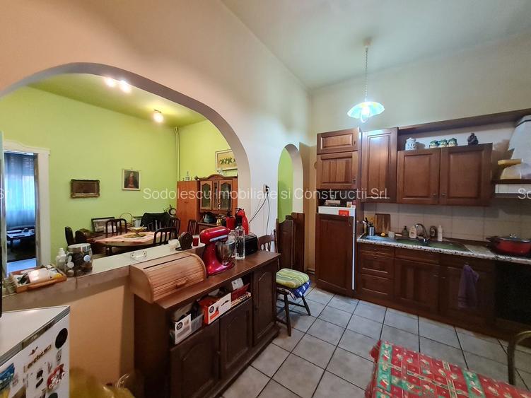 Vila generoasa,destinatii multiple - 15