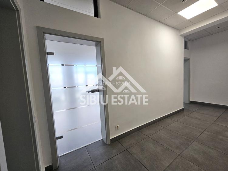 Spatiu de birouri de inchriat locatie centrala si vizibilitate buna - 19