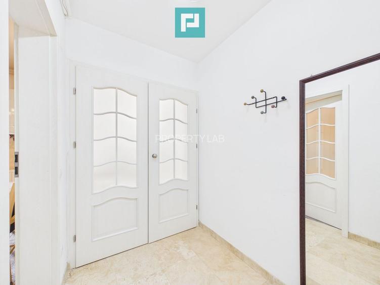 Apartament deosebit, zonă centrală - 12