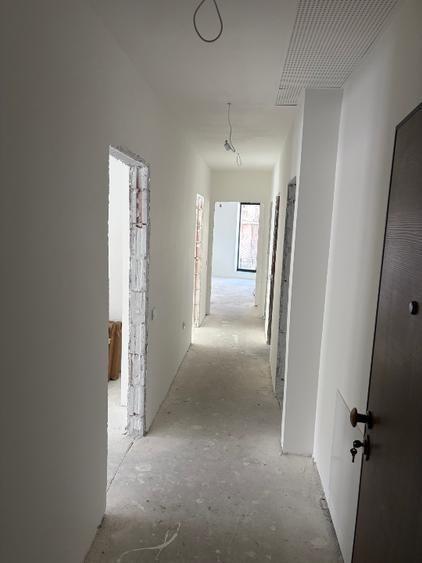 Vanzare Apartament premium 3 camere, parter, 2 băi, parcare subterană, Marriot