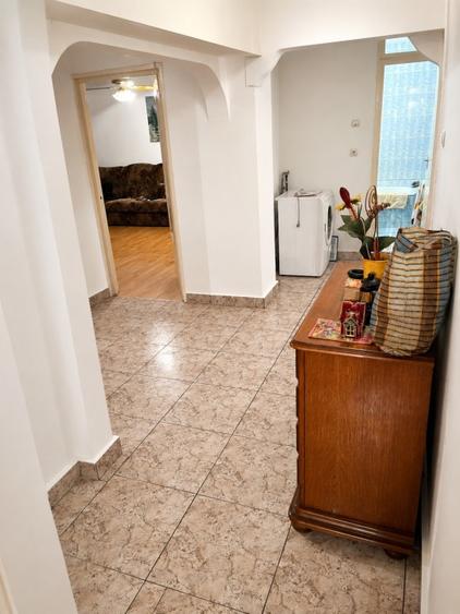 ⭐ Apartament 4 camere | Etaj 1 | 80 mp | 2 băi | 2 balcoane - Negociabil