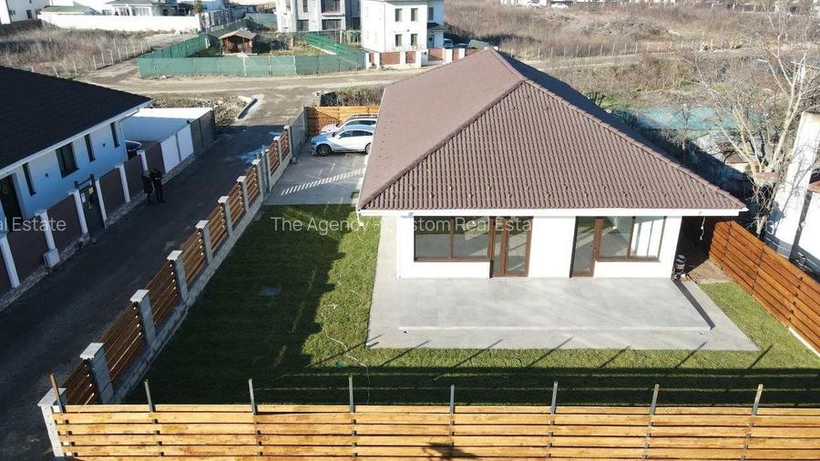 Casa individuala + Casa de oaspeti - 5+2 camere - Corbeanca, Central - 2