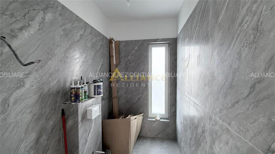 Casa Individuala - 3 camere - 2 bai - 371 mp teren - 13