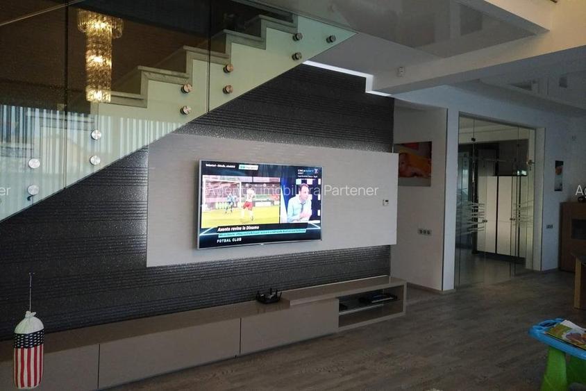 Vila stil avangardist, Trivale, teren 1.196 mp, mobilata - 9