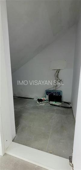 trei spatii comerciale cu vitrina,Selimbar, str. Triajului - 9