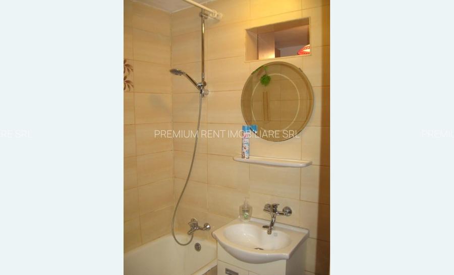 Tineretului, garsoniera, 5 minute metrou, BOILER, bloc mixt,  350 euro - 9
