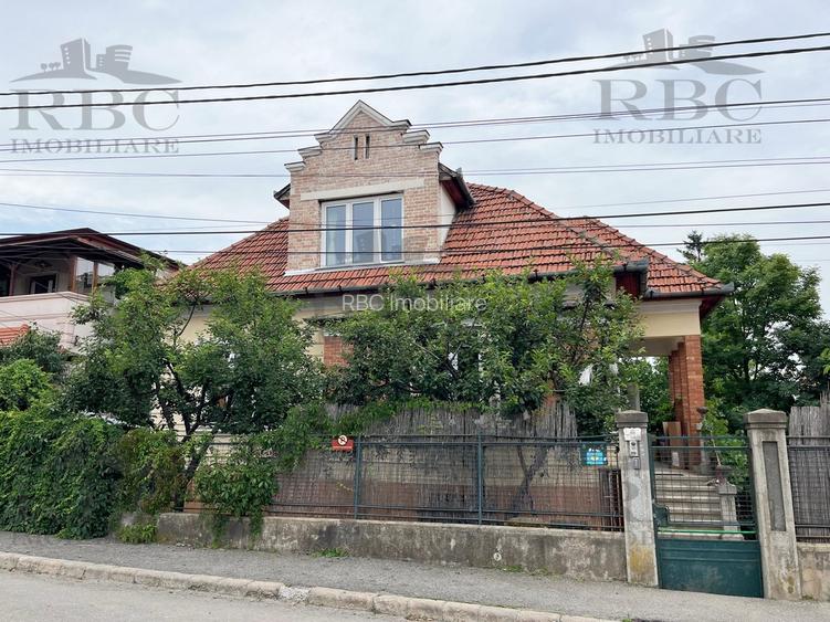 Casa din perioada interbelica la 3 minute de centru - 11