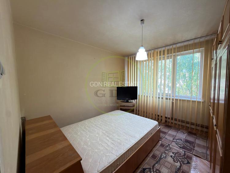 Apartament 2 camere, decomandat, cartier George Enescu, zona Scoala nr. 12 - 4
