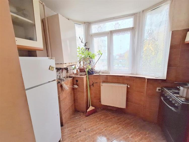 Apartament 2 camere decomandat  zona Nord - 10