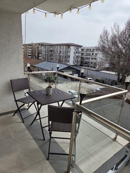 Închiriez apartament cu 2 camere 64 mp + loc de parcare-Drumul Binelui-Sector 4 - 12