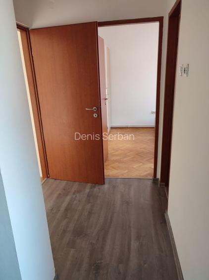 Direct de la proprietar vand apartament 2 camere, Lunca, Universitate - 12