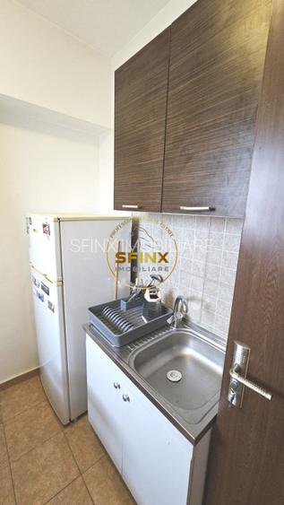 Garsoniera metrou Titan bloc din 1983  - 6