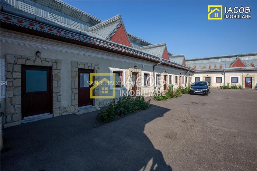 Pensiune cu 15 camere de cazare, restaurant, corpuri administrative, terenuri cu - 10