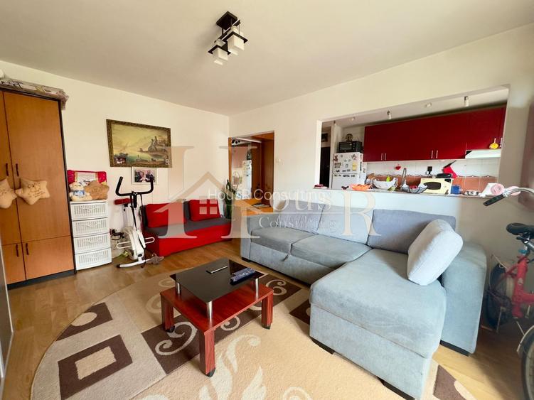 Bucatarie spatioasa, centrala termica proprie, zona linistita ! - 3