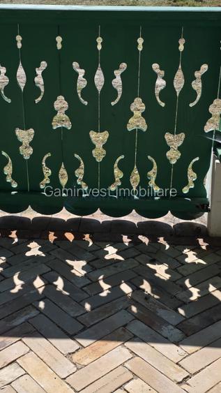 Conac de vanzare in Bihor, restaurat, la 40 km de Oradea, Romania - 16