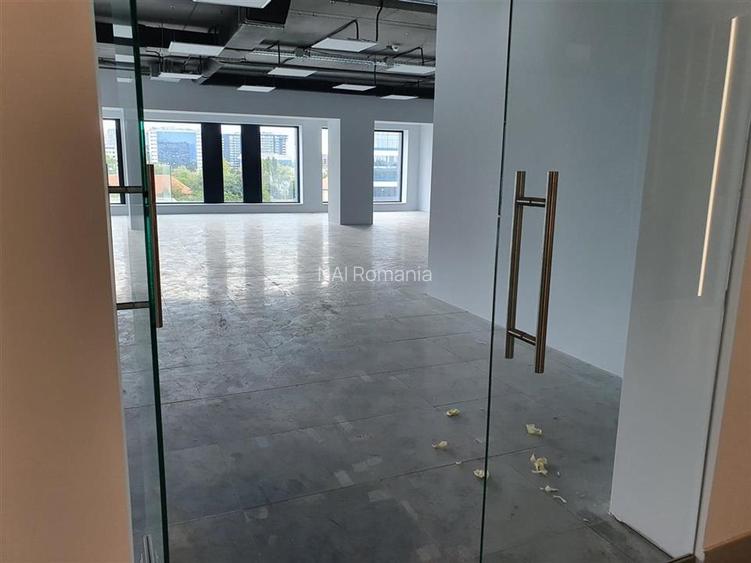 Vanzare spatii de birouri in zona  Mall Promenada - 5