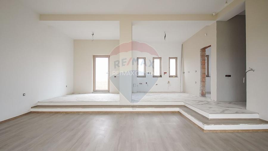 COMISION 0%! Casă noua cu 5 camere de vânzare in Tarlungeni - 2