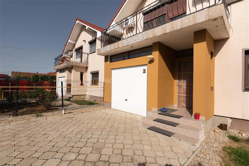 Casa P+M cu 4 camere+living+loc de luat masa in Santion - 42