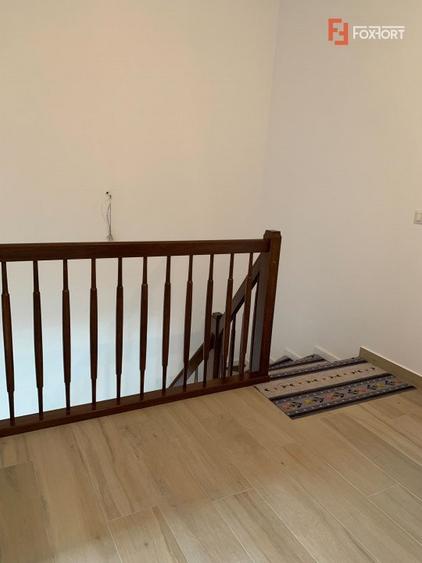 Duplex cu 5 camere si teren de 350 mp, zona Dumbravita