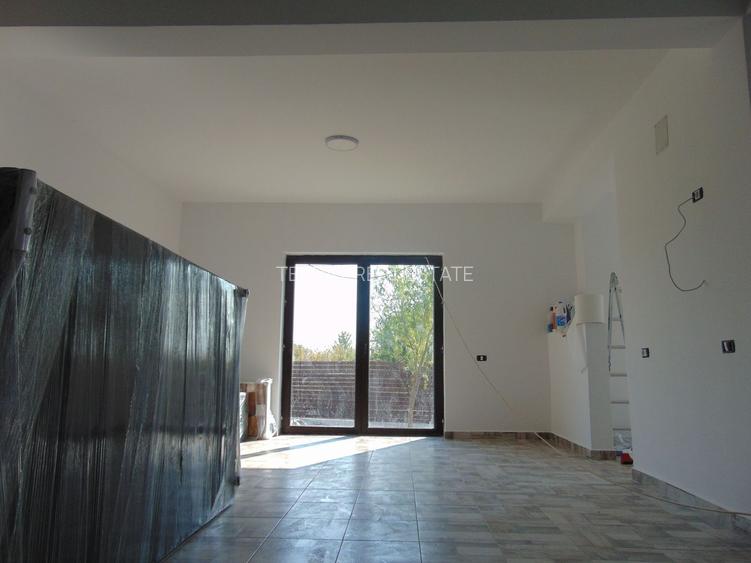 Afacere la cheie, spatii cazare zona top - teren peste 3000 mp - 12