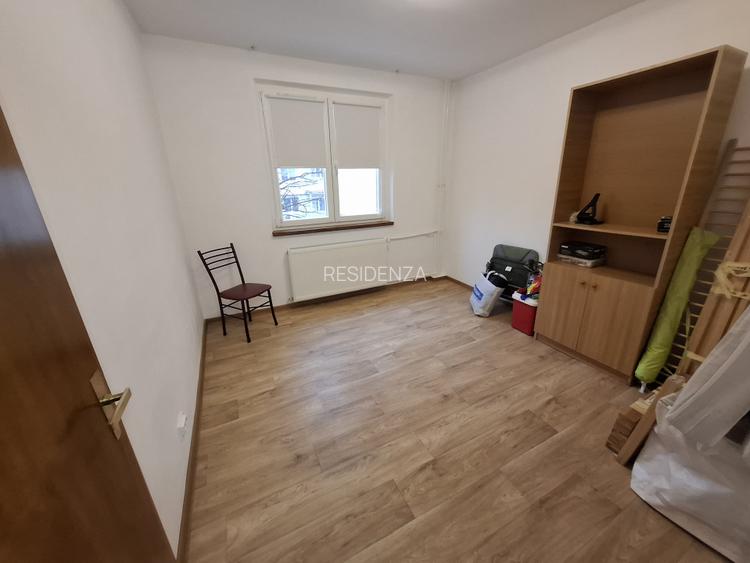 Birou 4 camere Piata Sudului ,2 bai ,10 min metrou , AC , lumini LED - 10