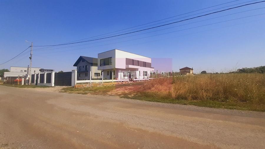 Teren foarte bun pentru mai multe case în Brănești - 3