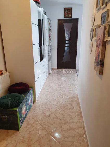 Apartament cu 2 camere, 56 mp, zona Florilor - 8