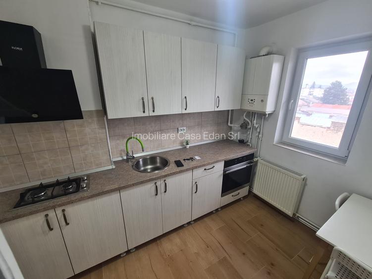 Ap 2 cam in Campina str 1 Mai--300e - 5