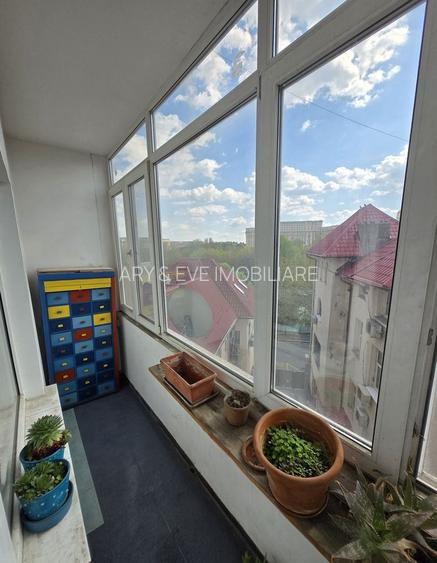 Reședință de Lux cu Vedere spre Palatul Parlamentului – Între Cișmigiu și Izvor - 9