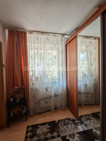 Apartament str. Violetelor - 12