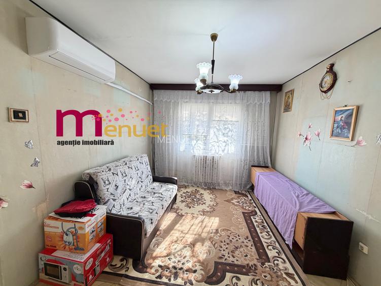 Apartament 2 camere,str.Alunisului,etaj 2 - 2