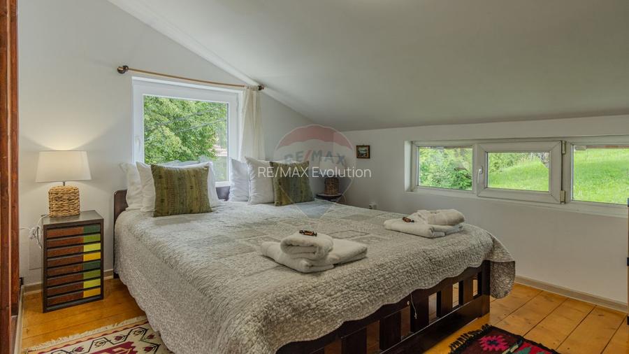 CASA cu 7 camere in inima Branului | Teren 1346mp | COMISION 0% - 22