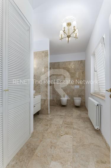 Vilă elegantă cu piscină și ieșire la Lac – Căciulați, Balotești - 14