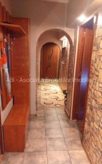 Apartament 3 camere decomandat/ Metrou Obor/ Avrig - 7