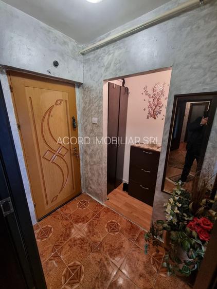 Central-apartament 2 camere cu gaze - 9