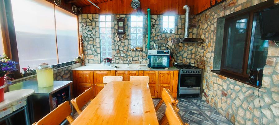 Industriilor-cartier 23 August, P+1, garaj si anexe,teren 389m.p.,comision0%. - 11