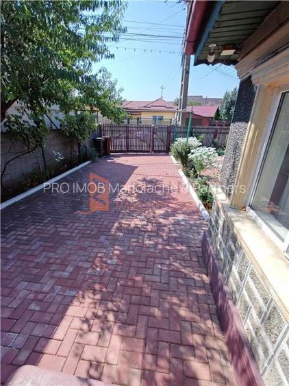 Casa tip parter si teren 1750 mp in zona Transilvaniei - 8