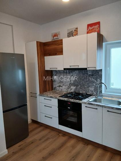 APARTAMENT  CU 2 CAMERE  PLUS  BALCON  -LUX  - 9