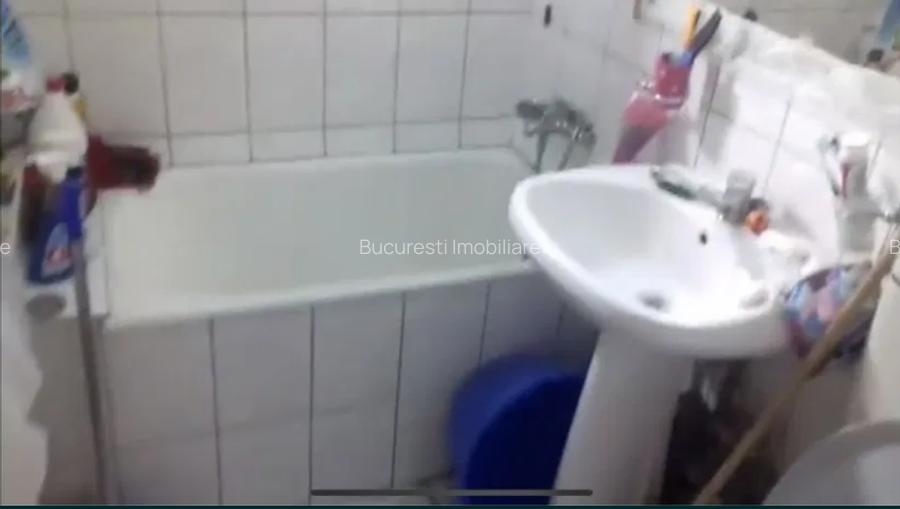 Piata Resita, Grand Arena bl.1978,reabilitat,et.1/4,Liber - 5