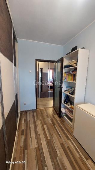 Apartament cu 4 camere decomandate  - 11